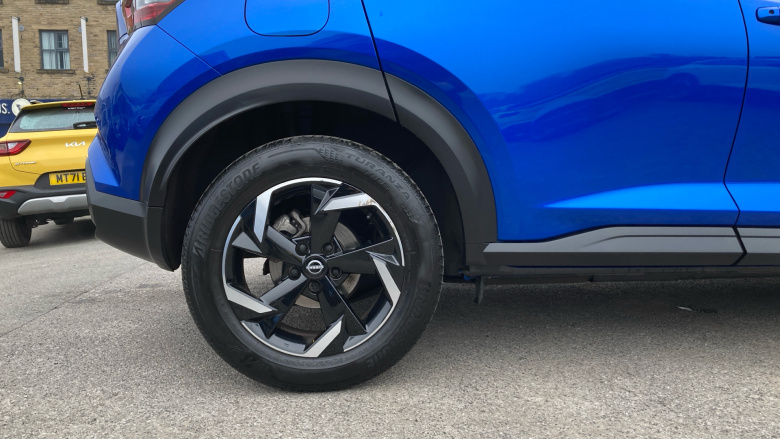 Nissan Juke 1.0 DiG-T 114 N-Connecta 5dr Petrol Hatchback